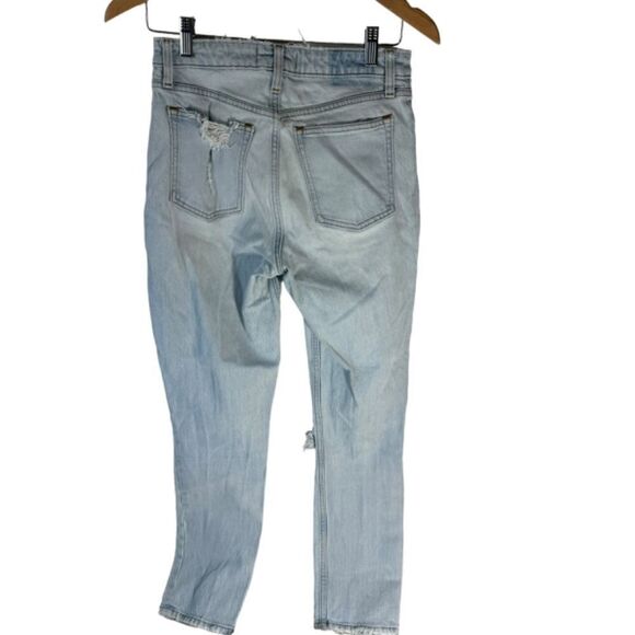 Abercrombie & Fitch The Skinny High Rise Busted Knee Distressed Light Jean Sz 26 - Picture 3 of 15